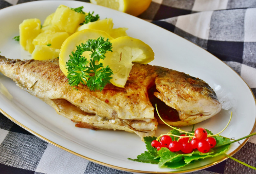 Cfarë i ndodh trupit nëse konsumoni peshk dy herë në javë